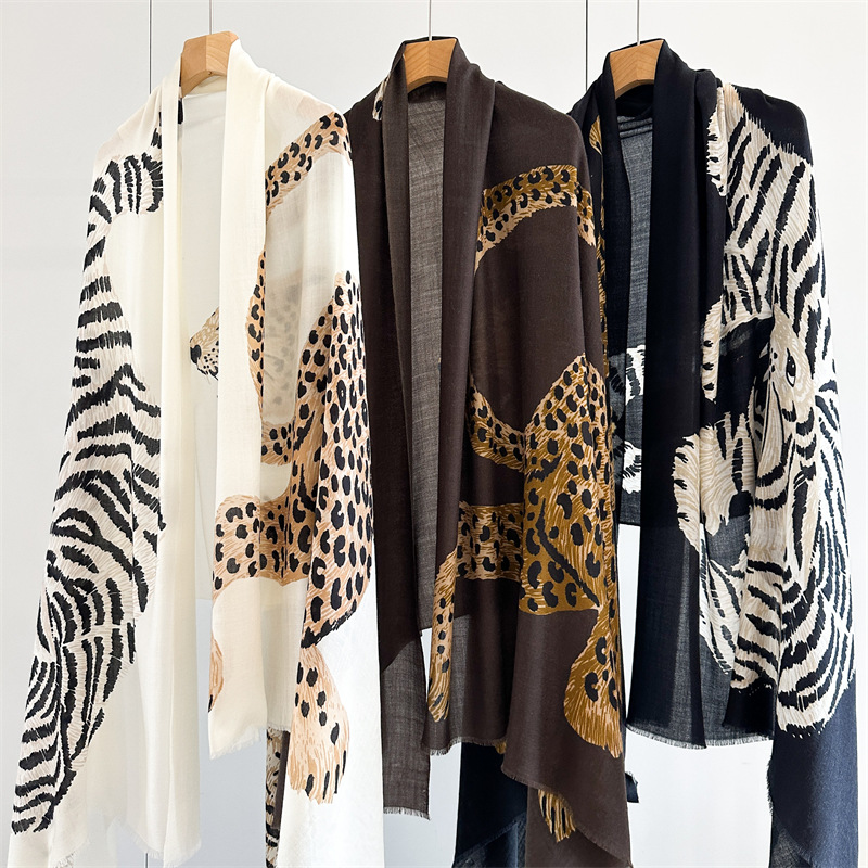 Lion Print Tassels Cashmere Lu - Winter Clothing Hong Kong review and price