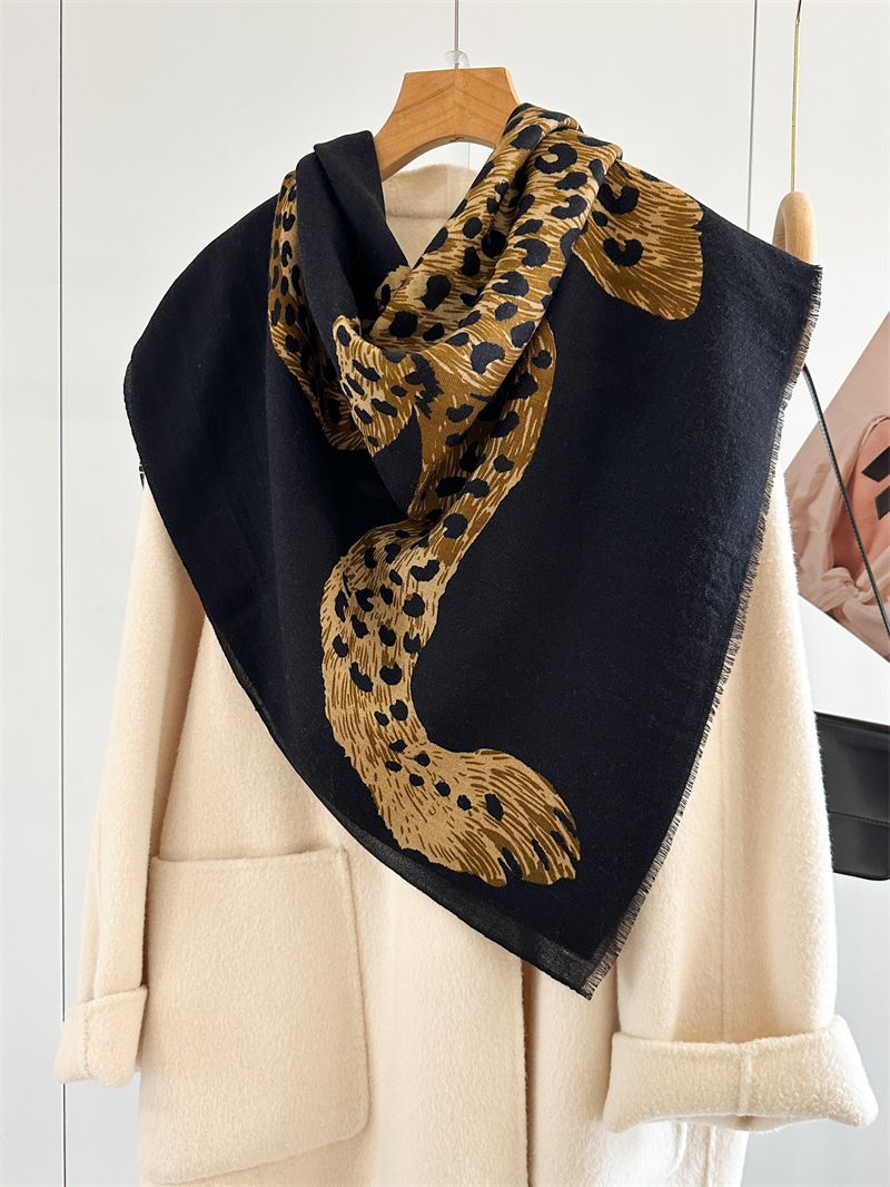 Lion Print Tassels Cashmere Lu - Winter Clothing Hong Kong review and price